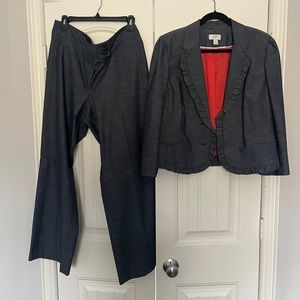 Ann Taylor Suit size 16
